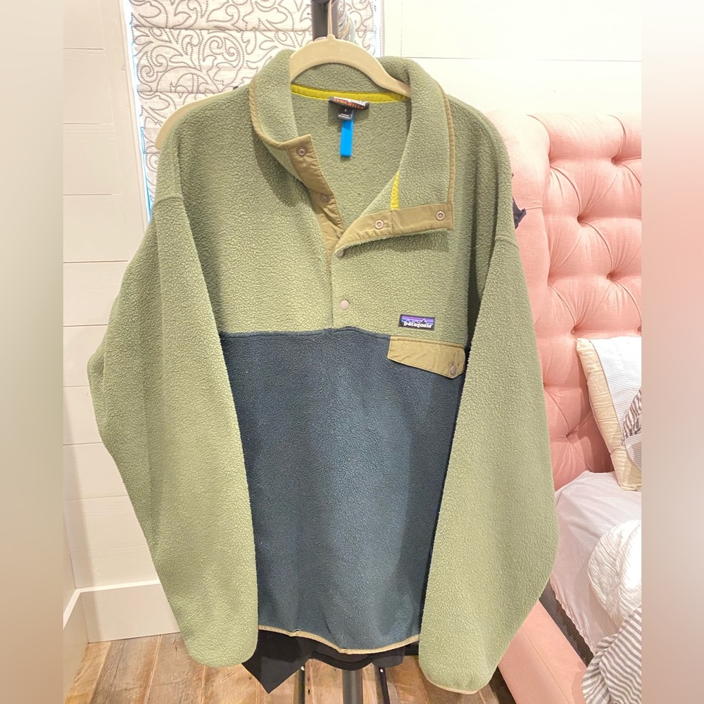 Patagonia lightweight synchilla snap-T fleece pullover